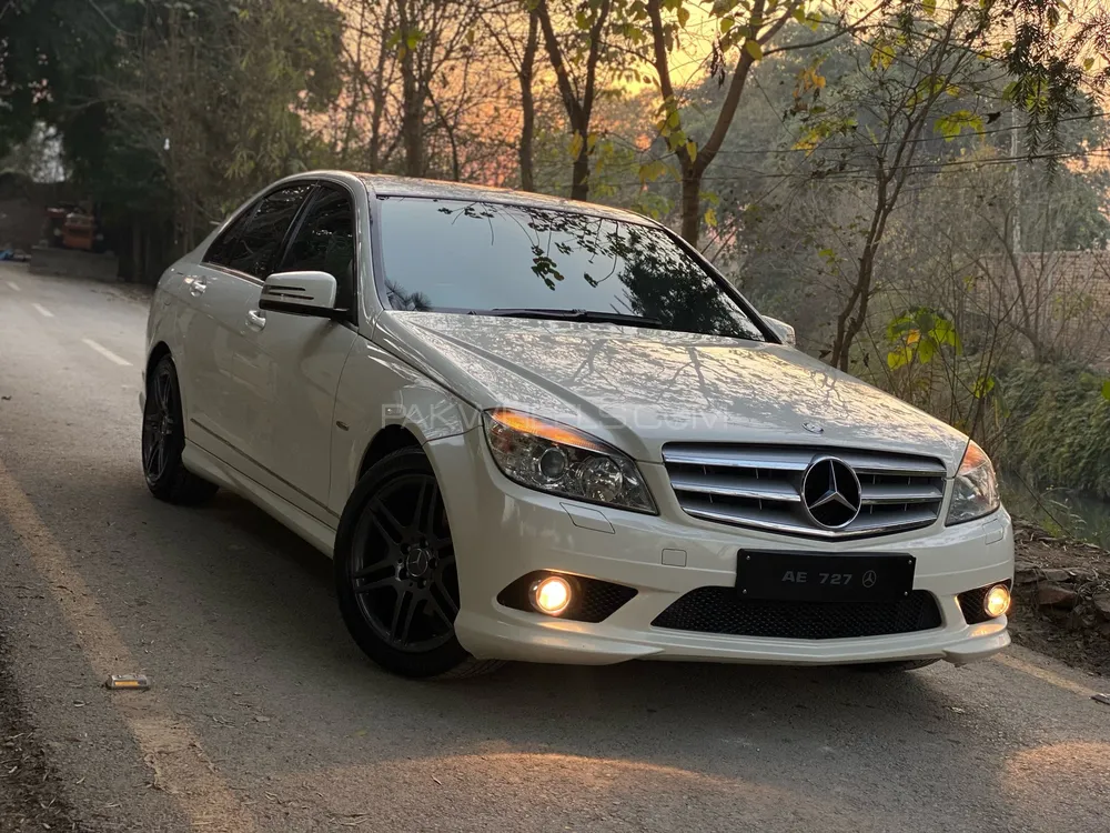 Mercedes Benz C Class 2009 for Sale in Peshawar Image-1