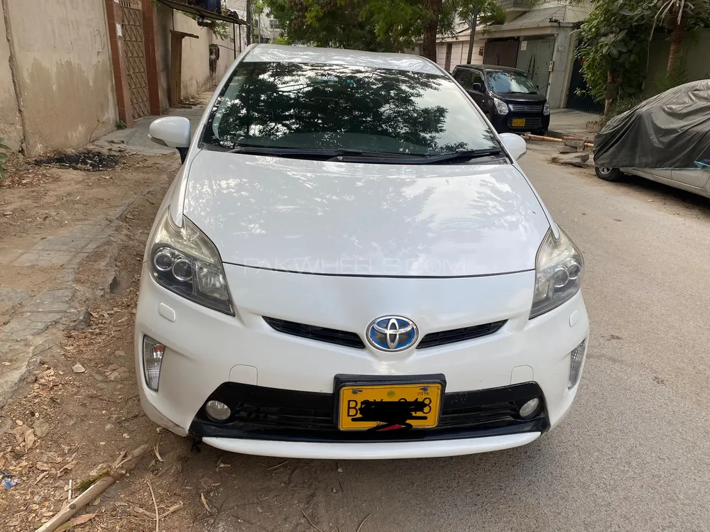 Toyota Prius 2013 for Sale in Karachi Image-1