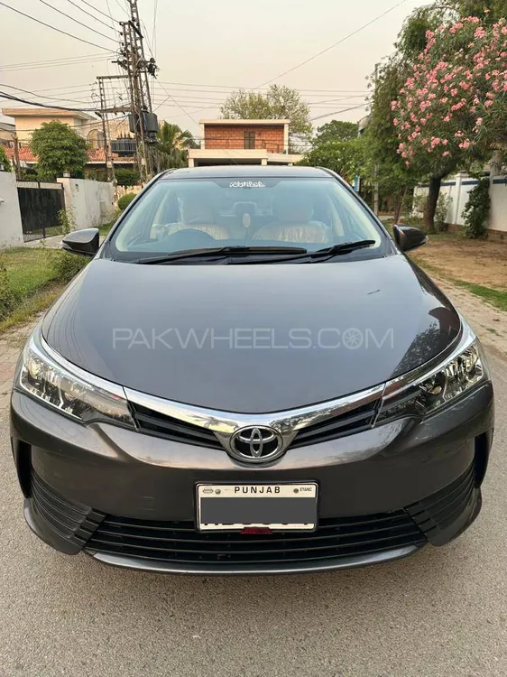Toyota Corolla 2019 for Sale in Lahore Image-1