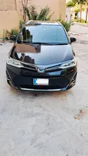 Toyota Corolla Fielder Hybrid G  WB  2018 for Sale