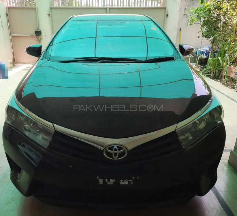 Toyota Corolla 2015 for Sale in Rahim Yar Khan Image-1
