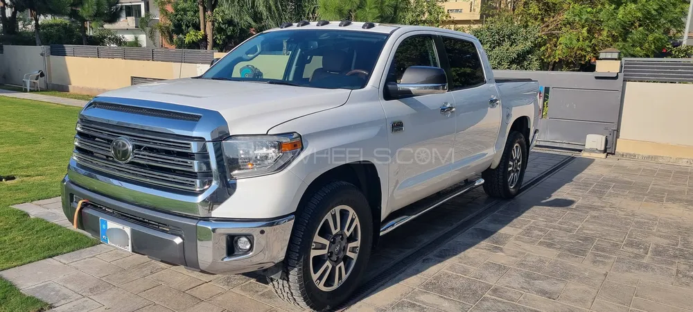 Toyota Tundra 2017 for Sale in Islamabad Image-1