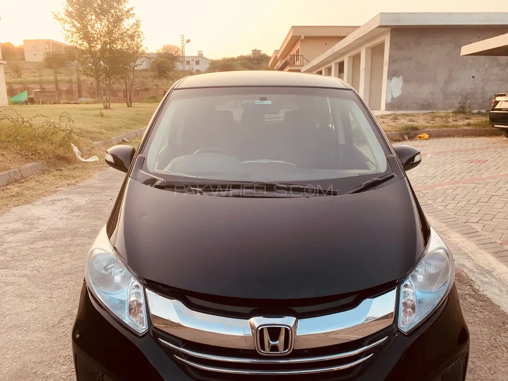 Honda Freed 2013 for Sale in Rawalpindi Image-1