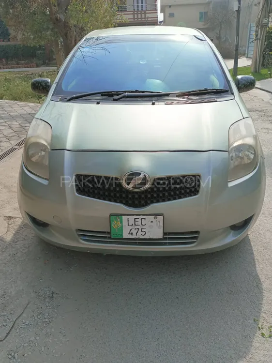 Toyota Vitz 2007 for Sale in Lahore Image-1