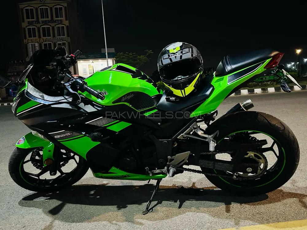 Kawasaki Ninja ZX300 2017 for Sale Image-1