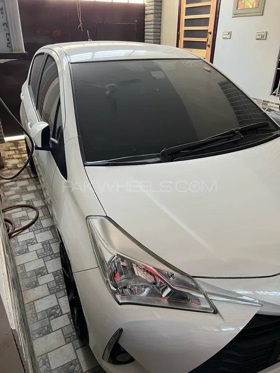 Toyota Vitz 2018 for Sale in Hyderabad Image-1
