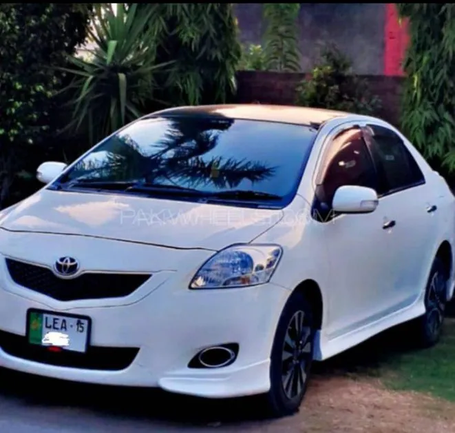 Toyota Belta 2011 for Sale in Lahore Image-1