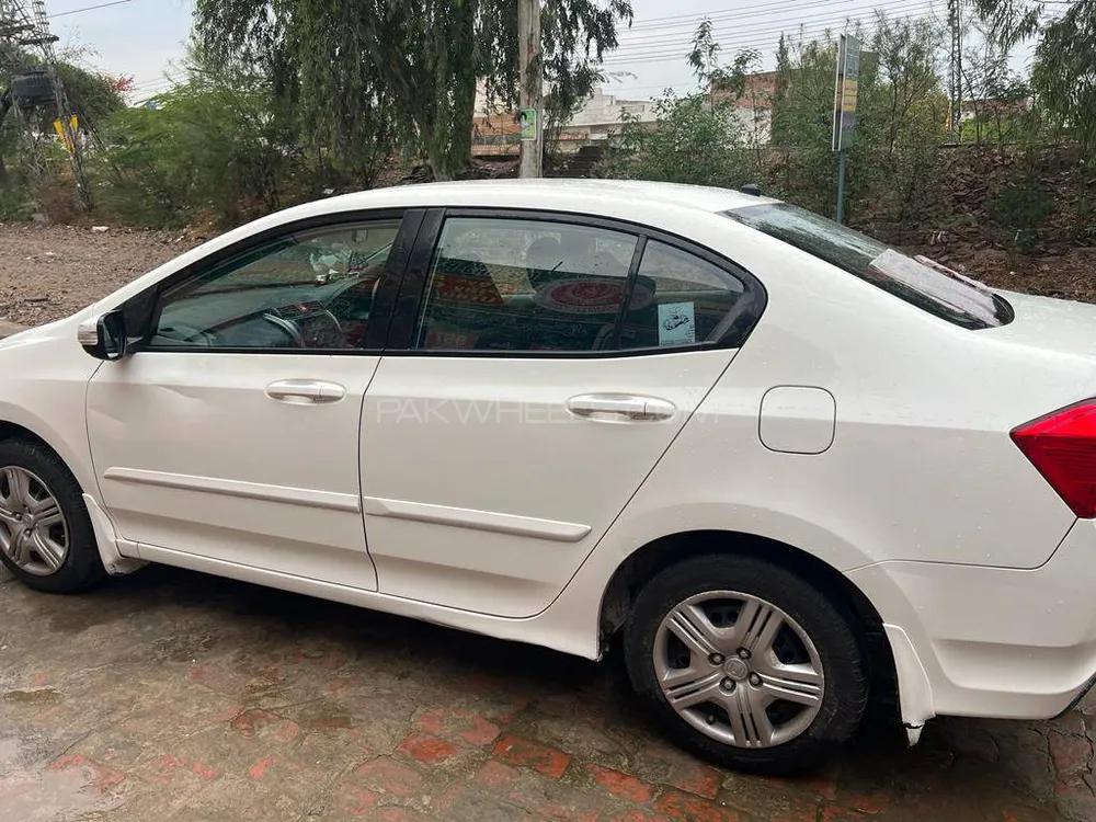 Honda City 2018 for Sale in Faisalabad Image-1