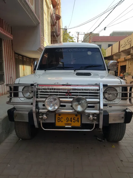 Mitsubishi Pajero 1984 for Sale in Karachi Image-1