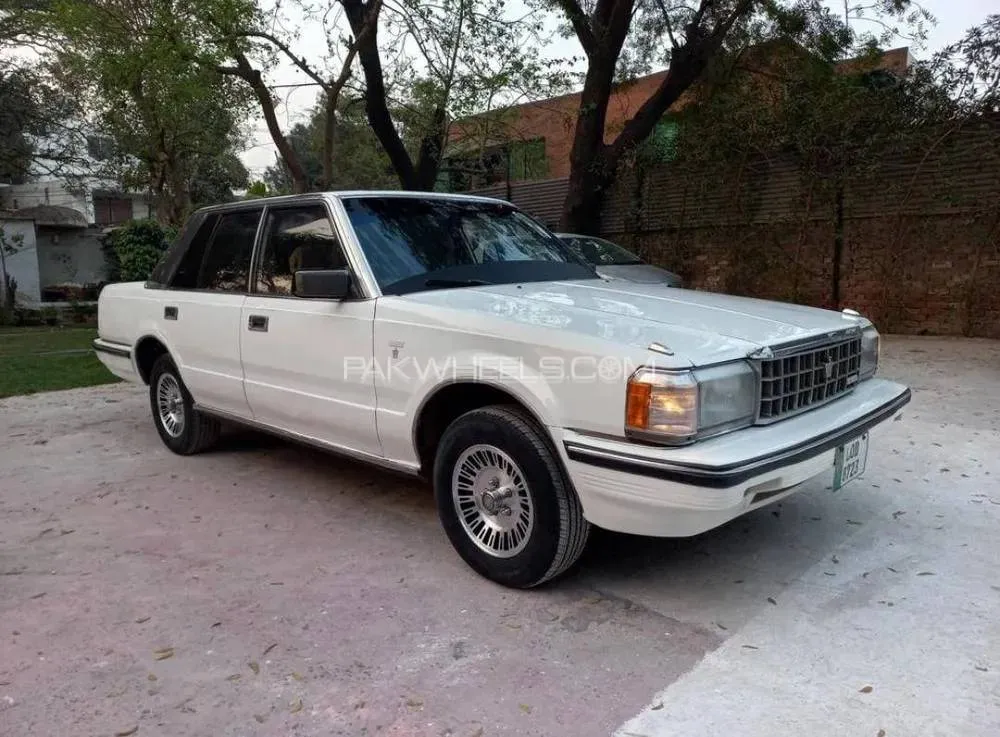 Toyota Crown 1984 for Sale in Lahore Image-1