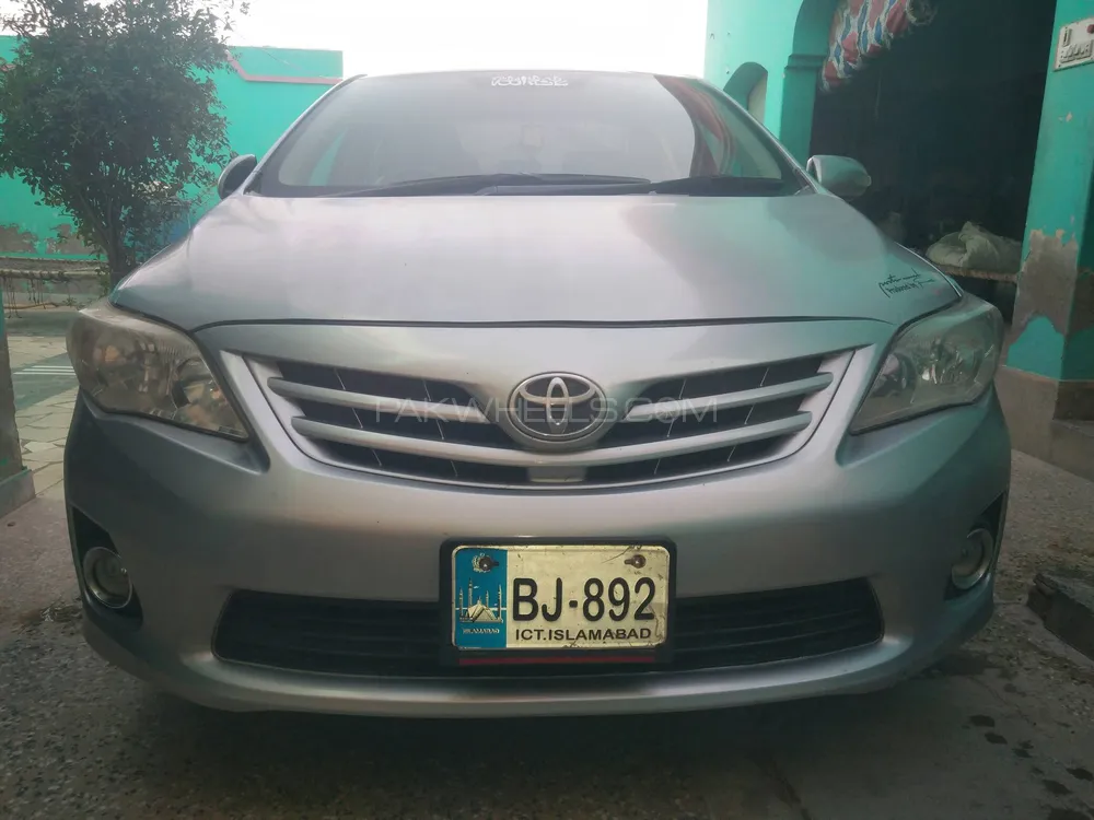 Toyota Corolla 2014 for Sale in Dunia Pur Image-1