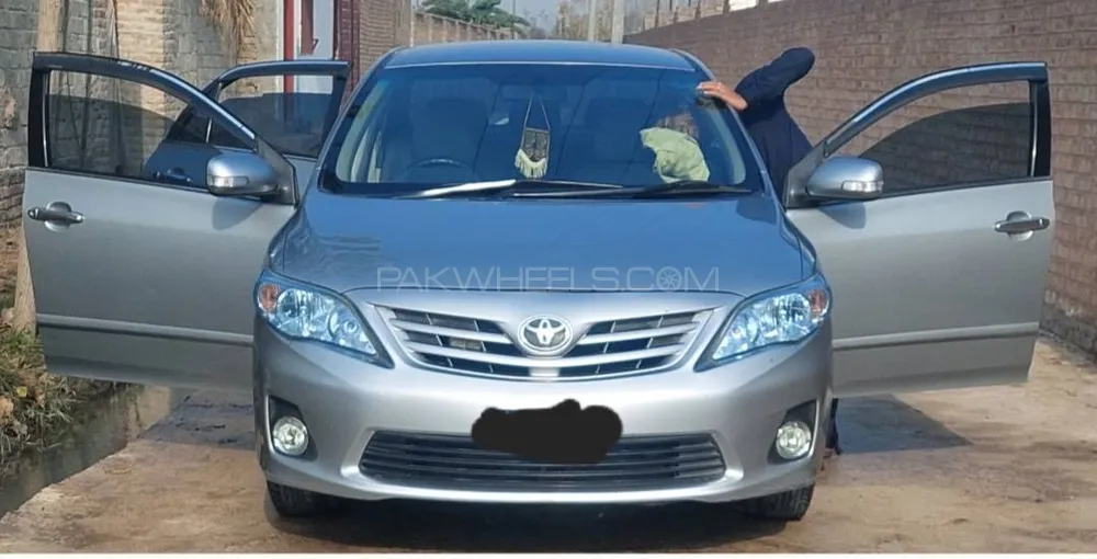Toyota Corolla 2012 for Sale in Peshawar Image-1