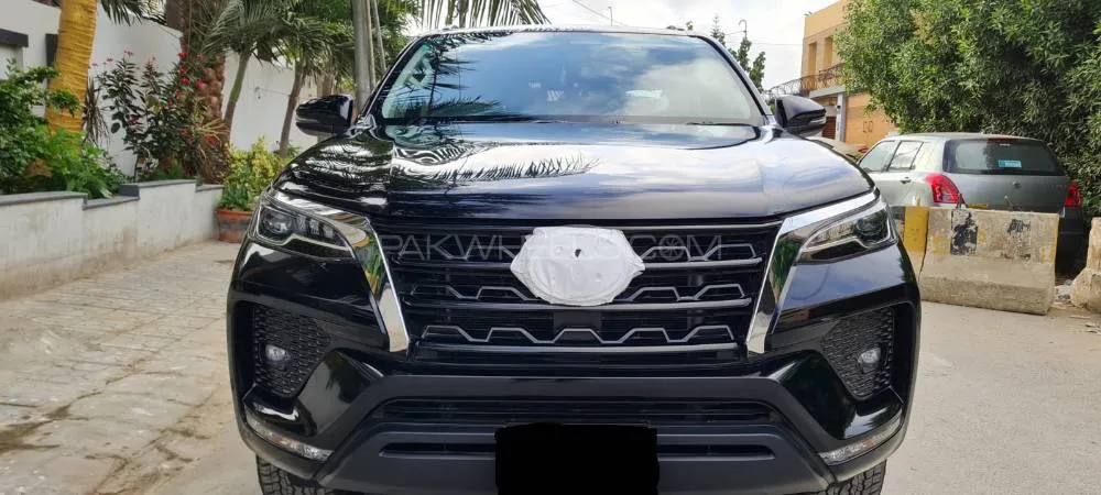 Toyota Fortuner 2022 for Sale in Karachi Image-1