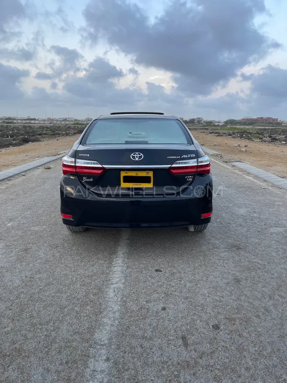 Toyota Corolla 2020 for Sale in Karachi Image-1