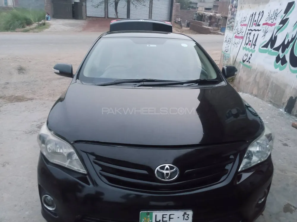 Toyota Corolla 2013 for Sale in Lahore Image-1