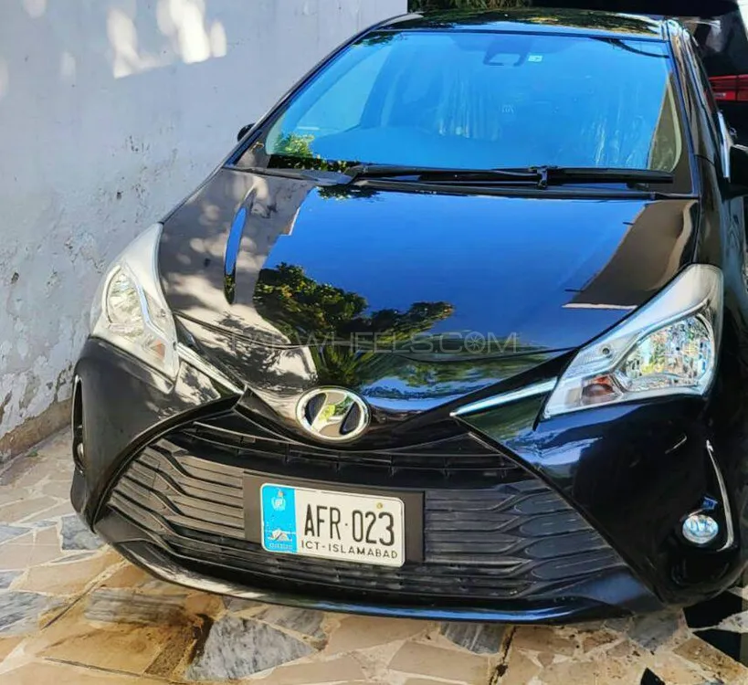 Toyota Vitz 2018 for Sale in Islamabad Image-1
