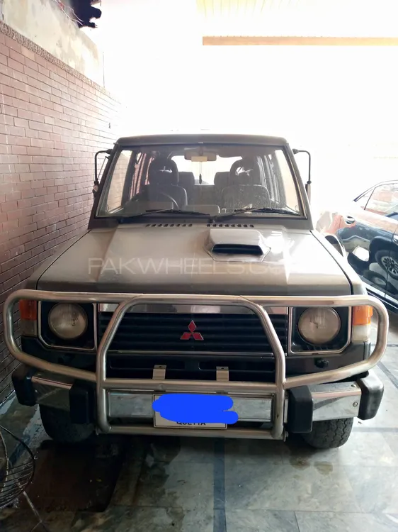 Mitsubishi Pajero 1990 for Sale in Multan Image-1