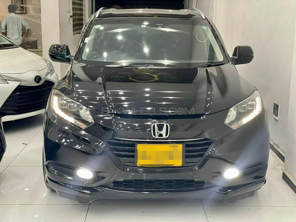 Honda Vezel 2015 for Sale in Hyderabad Image-1