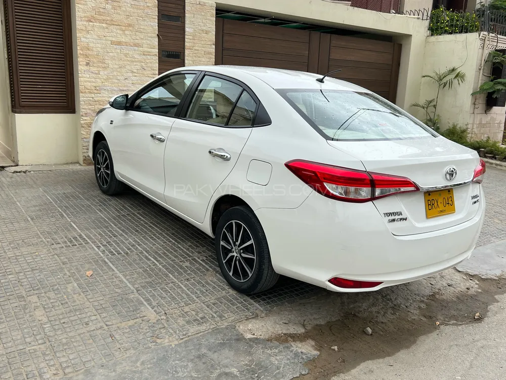 Toyota Yaris Sedan 2020 for Sale in Karachi Image-1