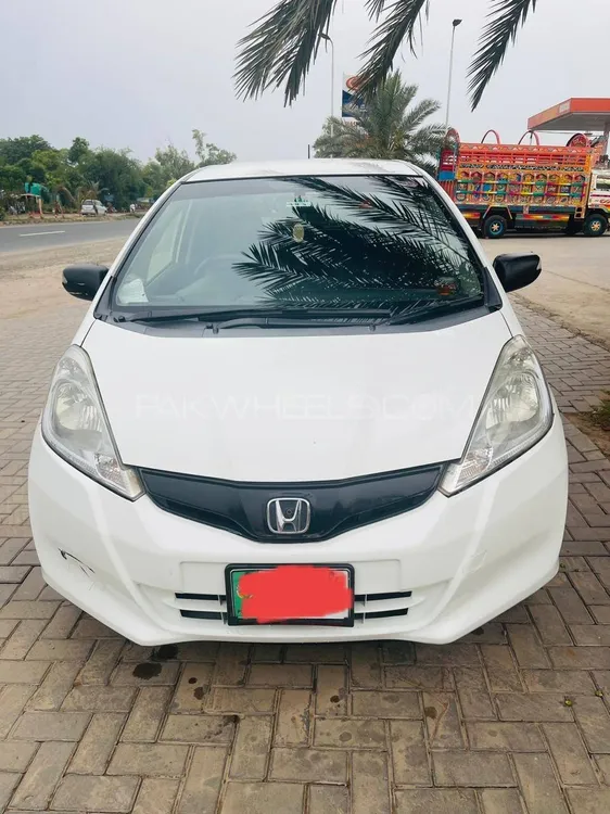 Honda Fit 2016 for Sale in Pattoki Image-1