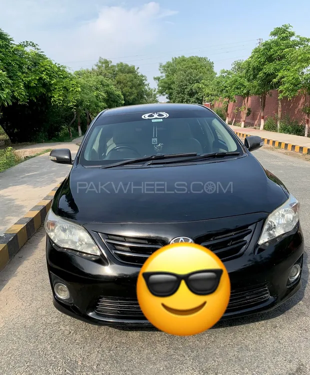 Toyota Corolla 2013 for Sale in Faisalabad Image-1