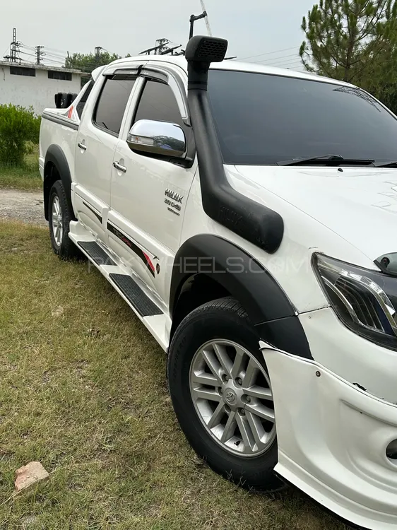 Toyota Hilux 2012 for Sale in Peshawar Image-1