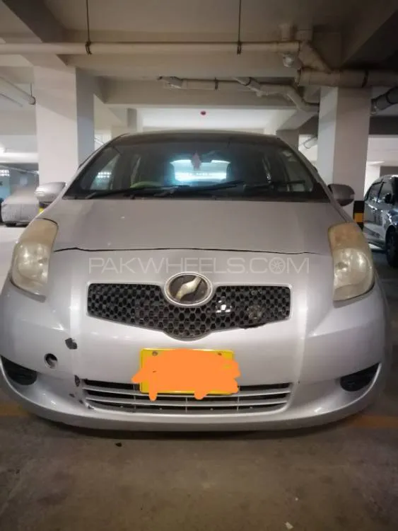 Toyota Vitz 2007 for Sale in Karachi Image-1