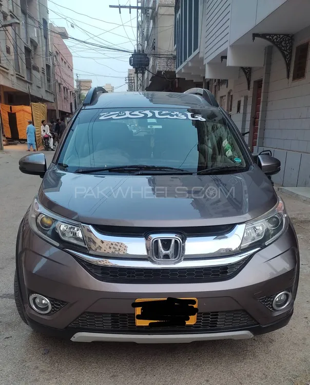 Honda BR-V 2018 for Sale in Hyderabad Image-1