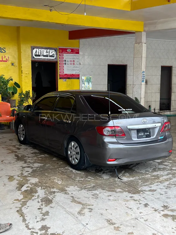 Toyota Corolla 2011 for Sale in Peshawar Image-1