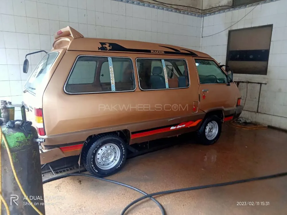 Toyota Town Ace 1986 for Sale in Karachi Image-1