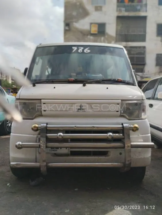 Mitsubishi Minicab 2013 for Sale in Karachi Image-1