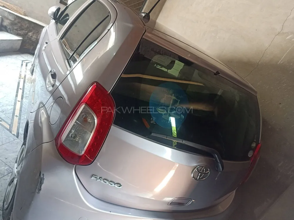 Toyota Passo 2015 for Sale in Islamabad Image-1