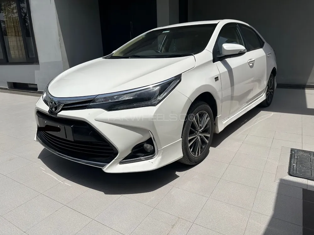 Toyota Corolla 2021 for Sale in Karachi Image-1
