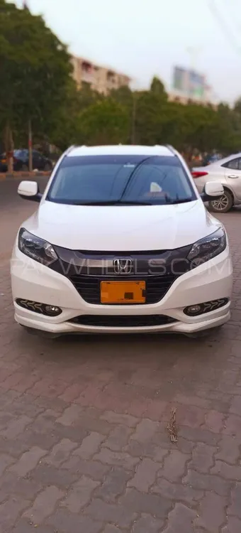 Honda Vezel 2016 for Sale in Karachi Image-1