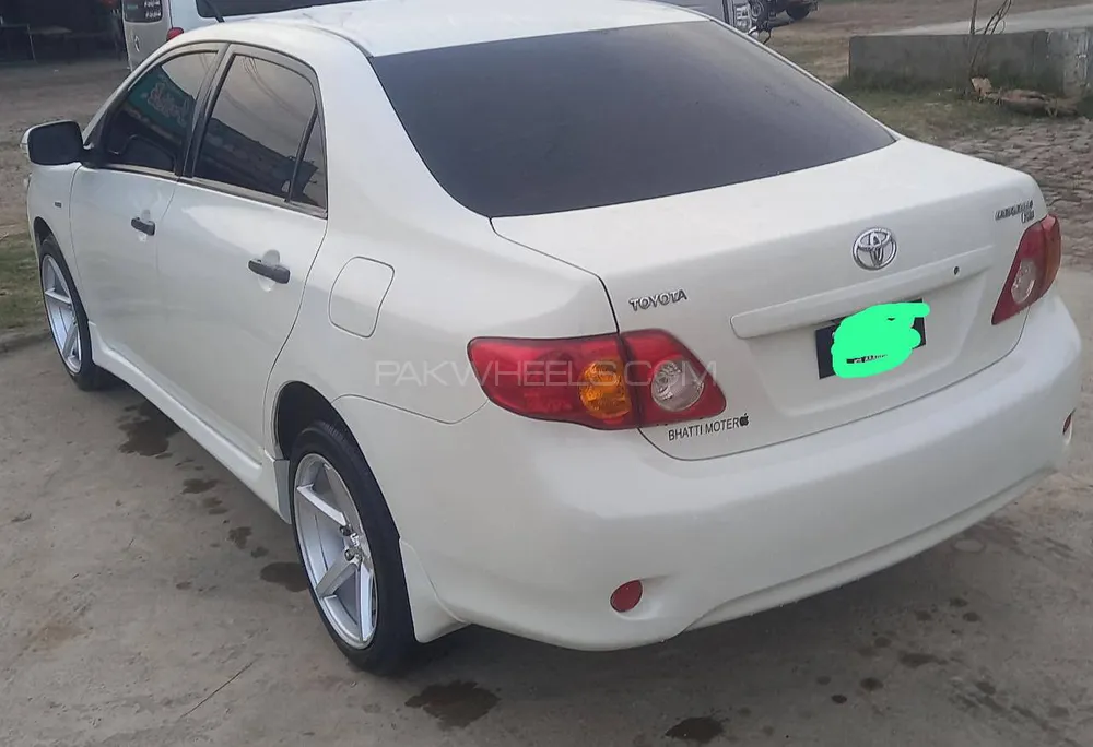 Toyota Corolla 2009 for Sale in Kallar Saddiyian Image-1