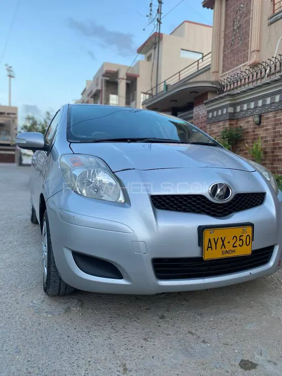 Toyota Vitz 2008 for Sale in Karachi Image-1