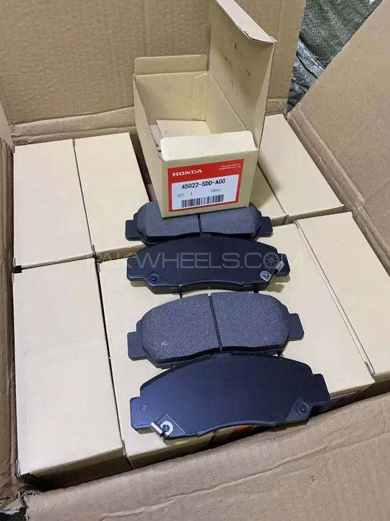 Honda New Civic Genuine Front Brake Pads 2017-2023 Image-1