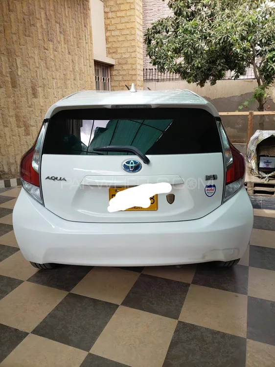 Toyota Aqua 2017 for Sale in Karachi Image-1