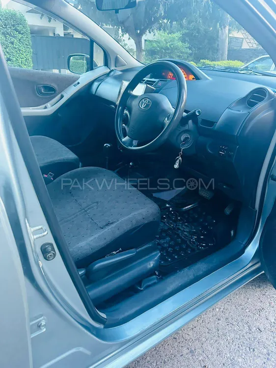 Toyota Vitz 2008 for Sale in Islamabad Image-1
