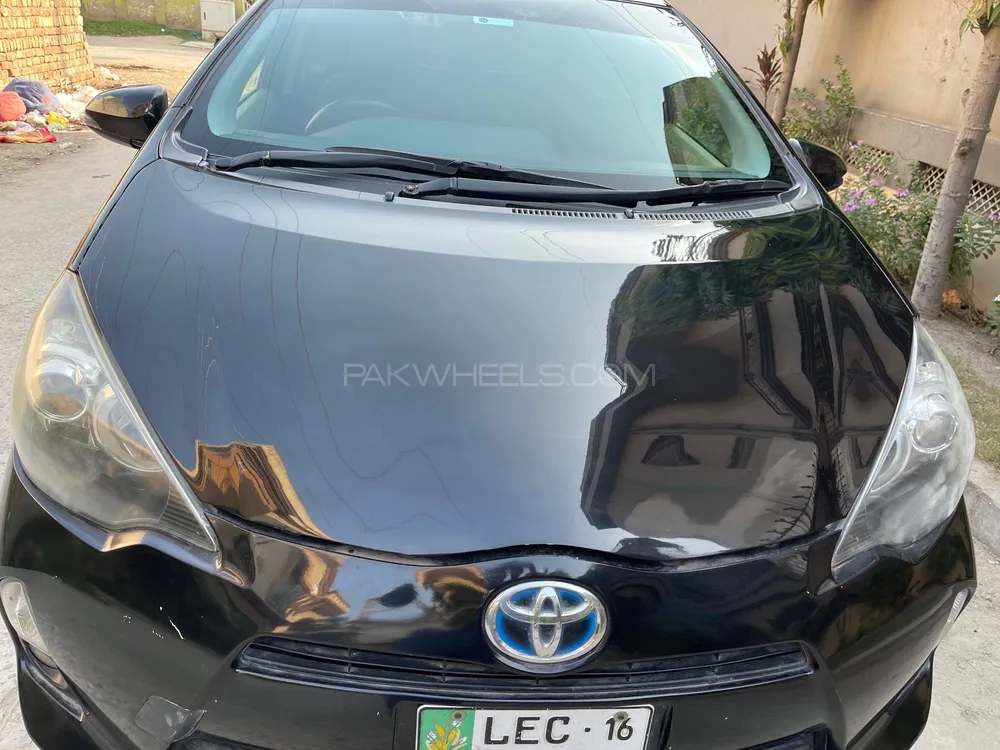 Toyota Aqua 2012 for Sale in Lahore Image-1