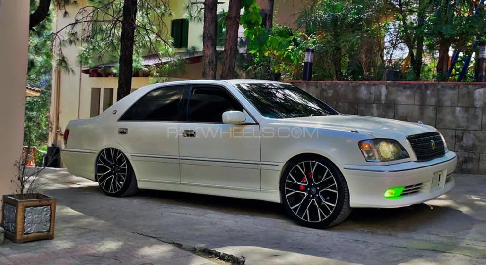 Toyota Crown 1999 for Sale in Karachi Image-1