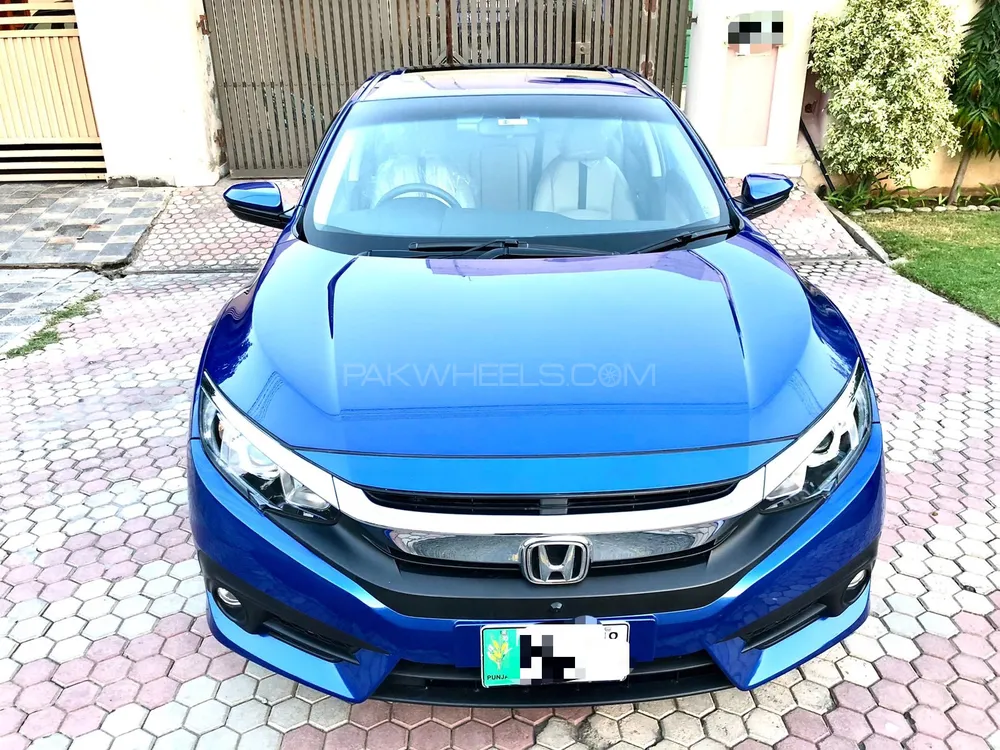 Honda Civic 2018 for Sale in Lahore Image-1