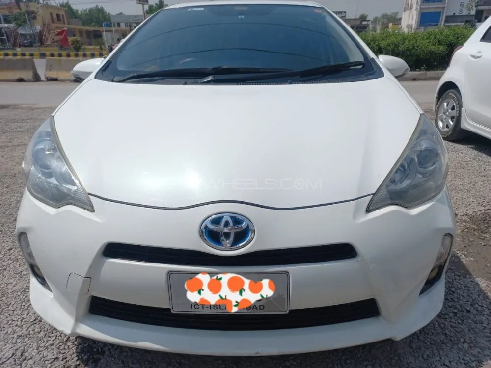 Toyota Aqua 2012 for Sale in Islamabad Image-1
