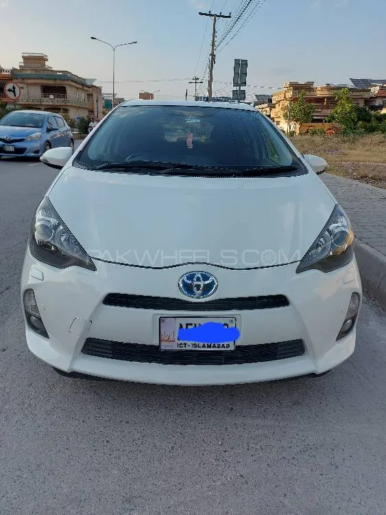 Toyota Aqua 2014 for Sale in Peshawar Image-1