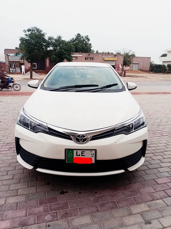 Toyota Corolla 2019 for Sale in Pindi Bhattian Image-1