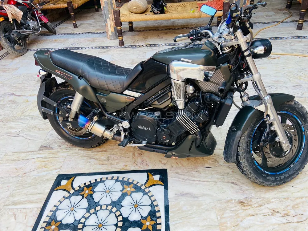 Yamaha FZ1 1998 for Sale Image-1