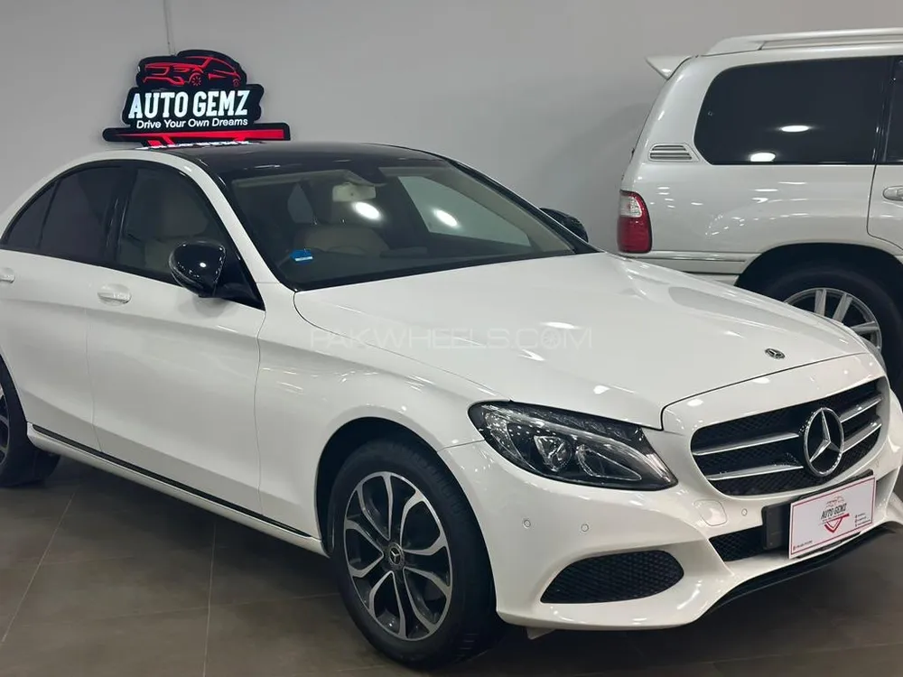 Mercedes Benz C Class 2018 for Sale in Islamabad Image-1