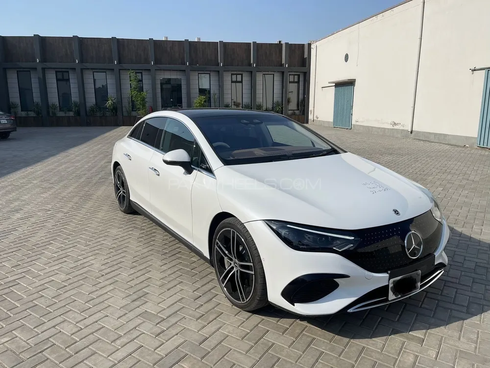 Mercedes Benz EQE 2022 for Sale in Lahore Image-1