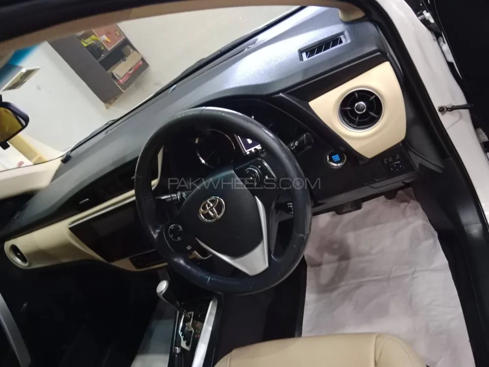Toyota Corolla 2019 for Sale in Lahore Image-1