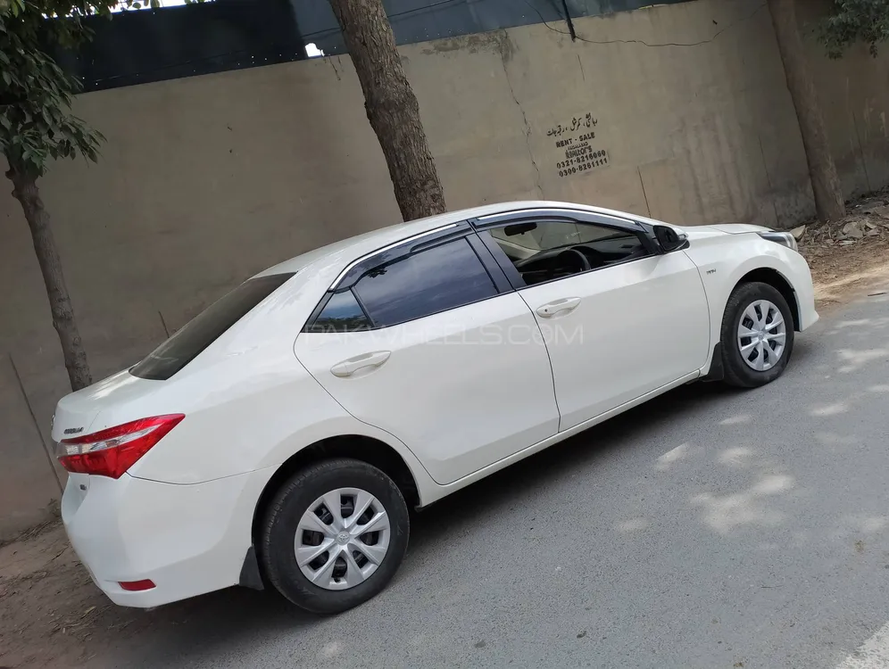 Toyota Corolla 2016 for Sale in Faisalabad Image-1